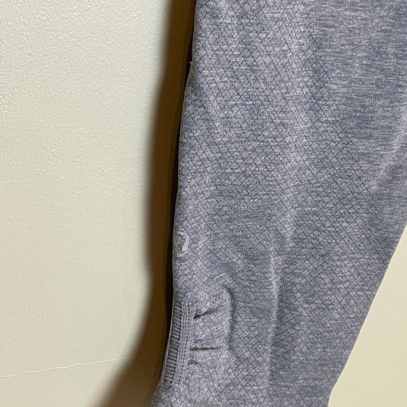 Lululemon In The Flow Crop Size 2 - Picture 5 of 6